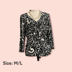 Black and White Top size M\L